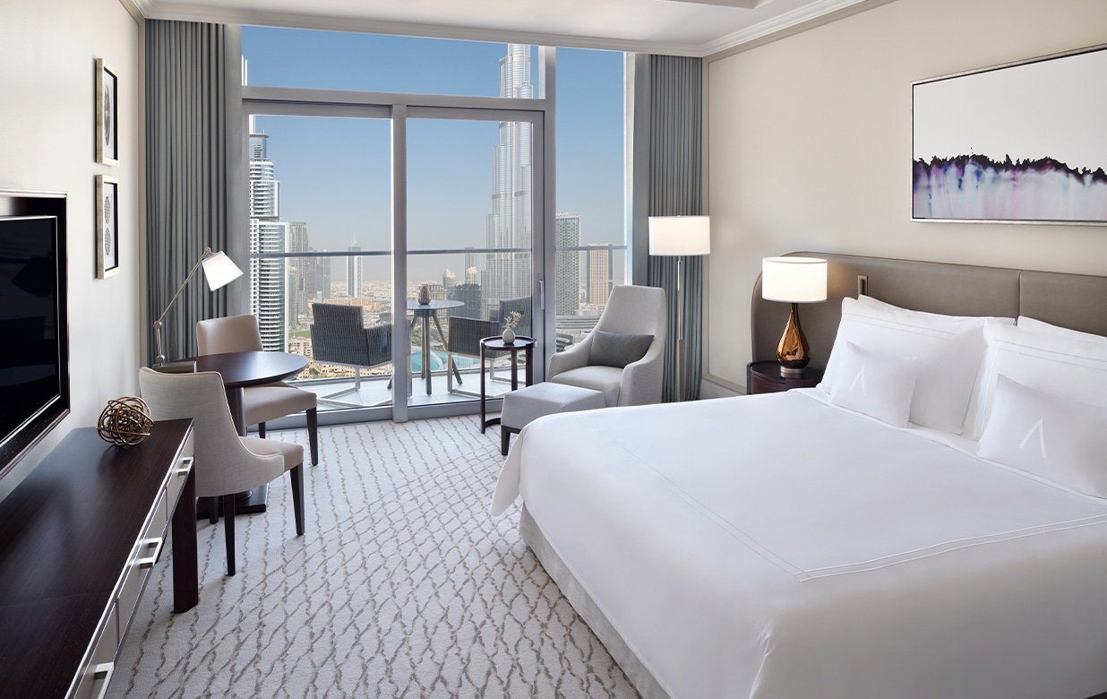 Deluxe-Fountain-View-Room-King-at-Address-Fountain-Views-