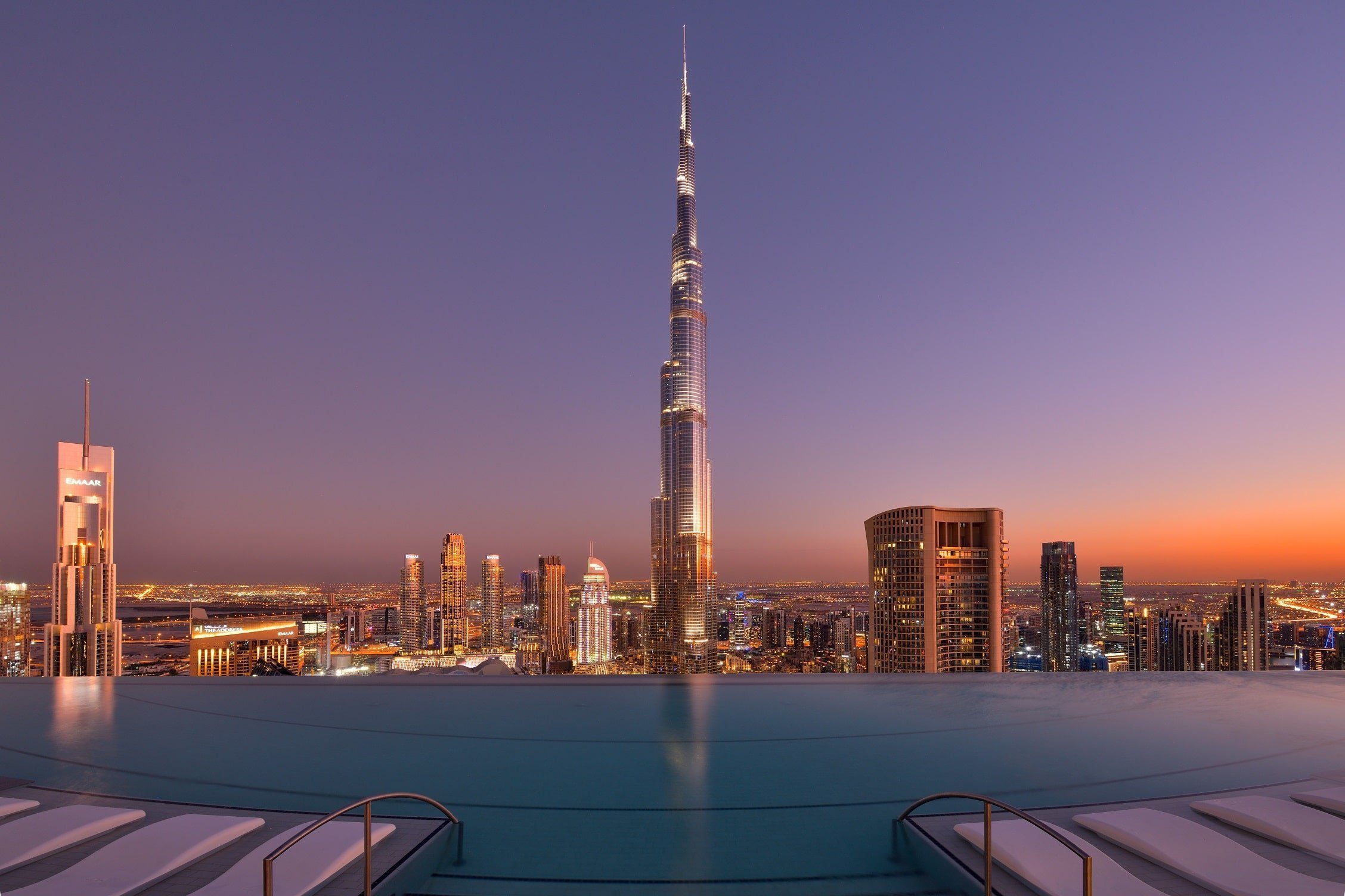 INFINITY-POOL-ADDRESS-SKY-VIEW_